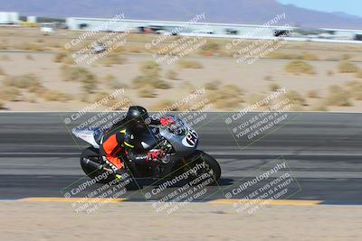 media/Dec-05-2024-Racers Edge (Thu) [[e102e0690b]]/3-B Group/Session 2 (Turn 12 Inside)/